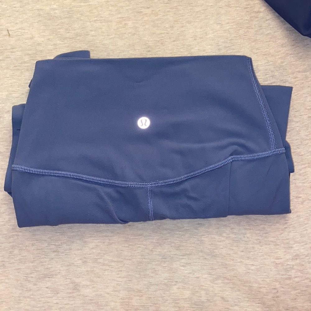 Lululemon leggins 22” inseam